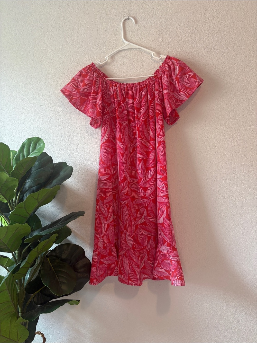 Merona Pink Red tropical Off-Shoulder flutter sleeve dress small
